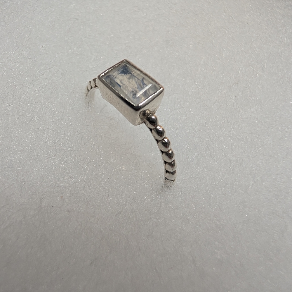 Sterling Silver 925 And Natural Moonstone Ring Size 7